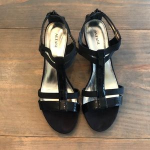 ALFANI wedge sandal. Size 9